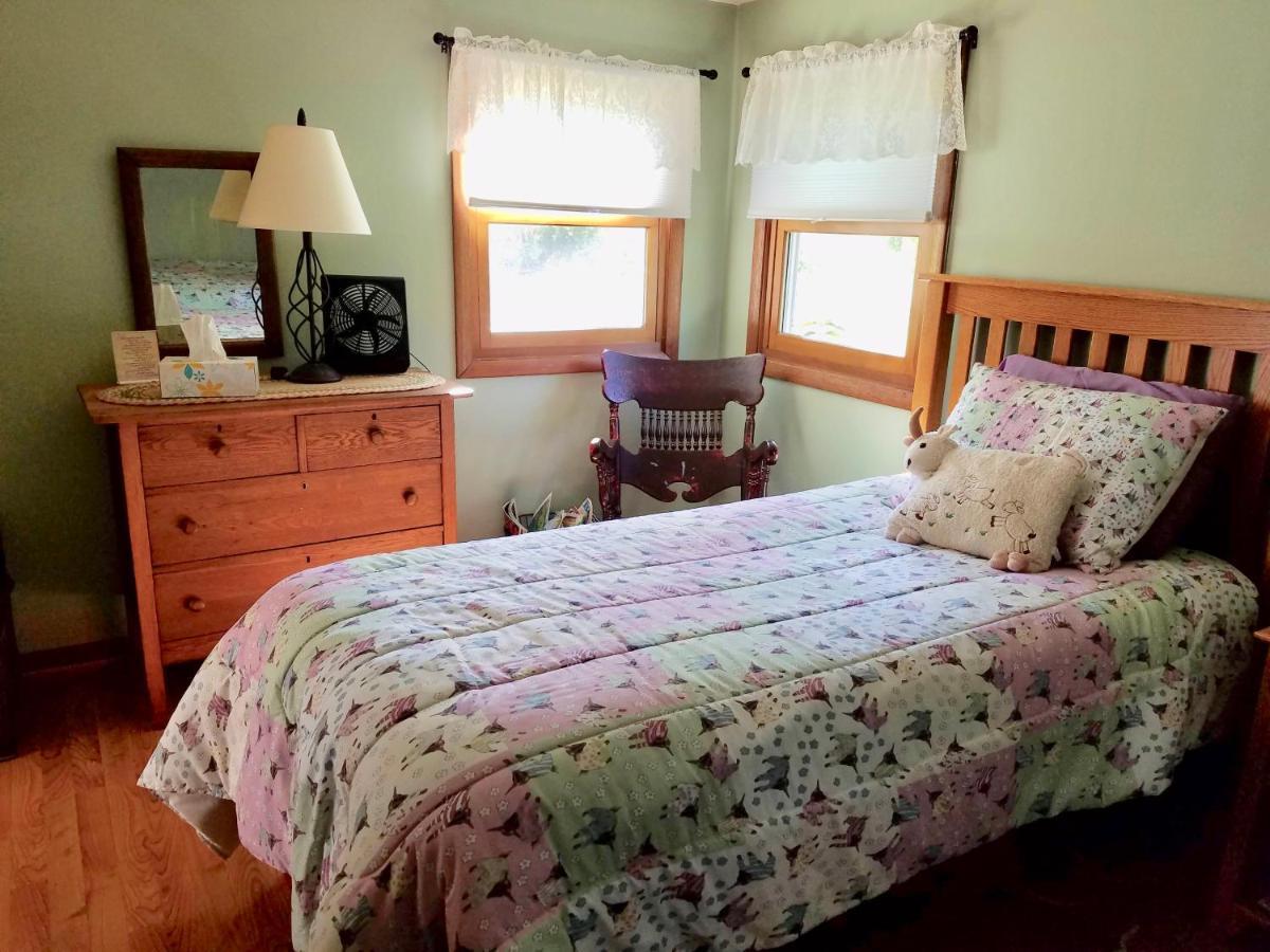 Bed and Breakfast Rainbow Ridge Farms Onalaska Exterior foto